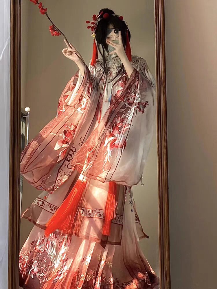 The Enchantment of Ancient Blue Cheongsam:A Tale of Traditional Elegance The Enchantment of Ancient Blue Cheongsam:A Tale of Traditional Elegance