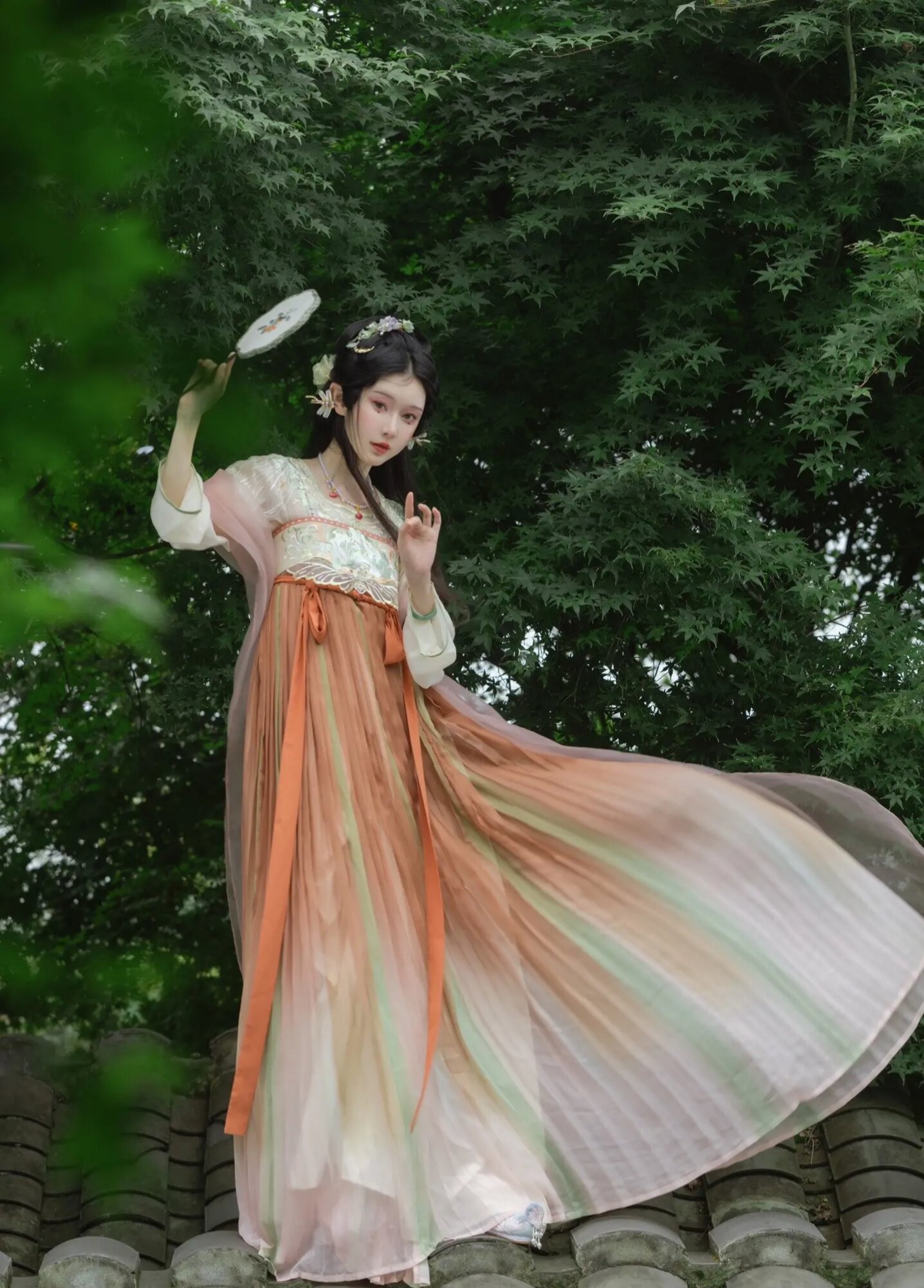 Recluse Style in Hanfu:Embracing Traditional Elegance for a Life of Solitude Recluse Style in Hanfu:Embracing Traditional Elegance for a Life of Solitude