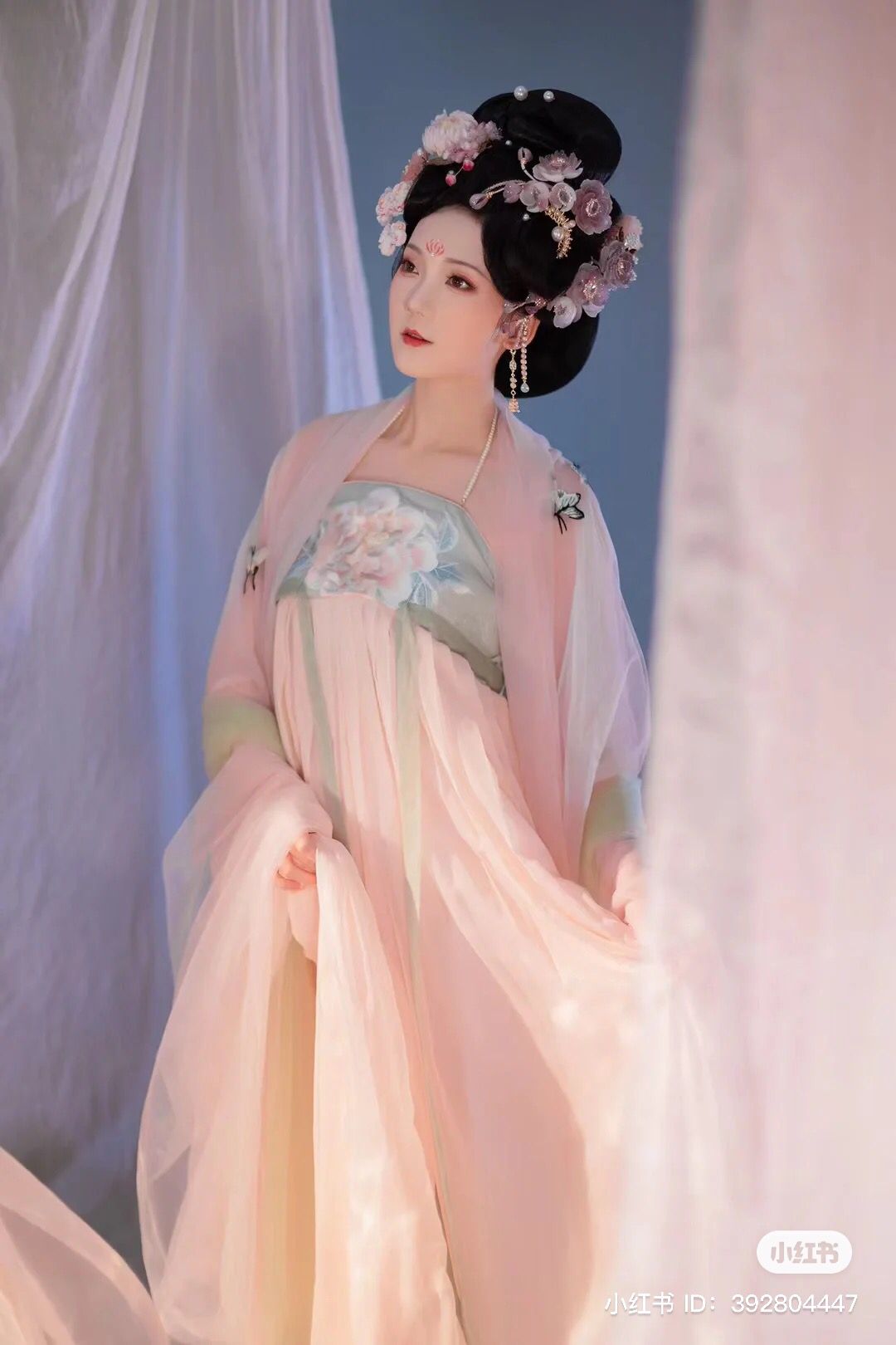 Winter Girls Hanfu Clothes:Thickened Layer for Warmth and Style Winter Girls Hanfu Clothes:Thickened Layer for Warmth and Style