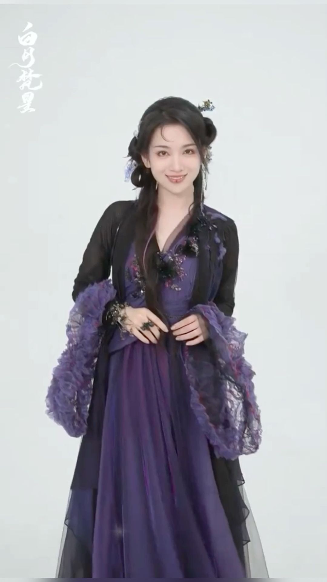 The Charm of Long Cheongsam Qipao:A Detailed Exploration of Its Mid-Length Versions The Charm of Long Cheongsam Qipao:A Detailed Exploration of Its Mid-Length Versions