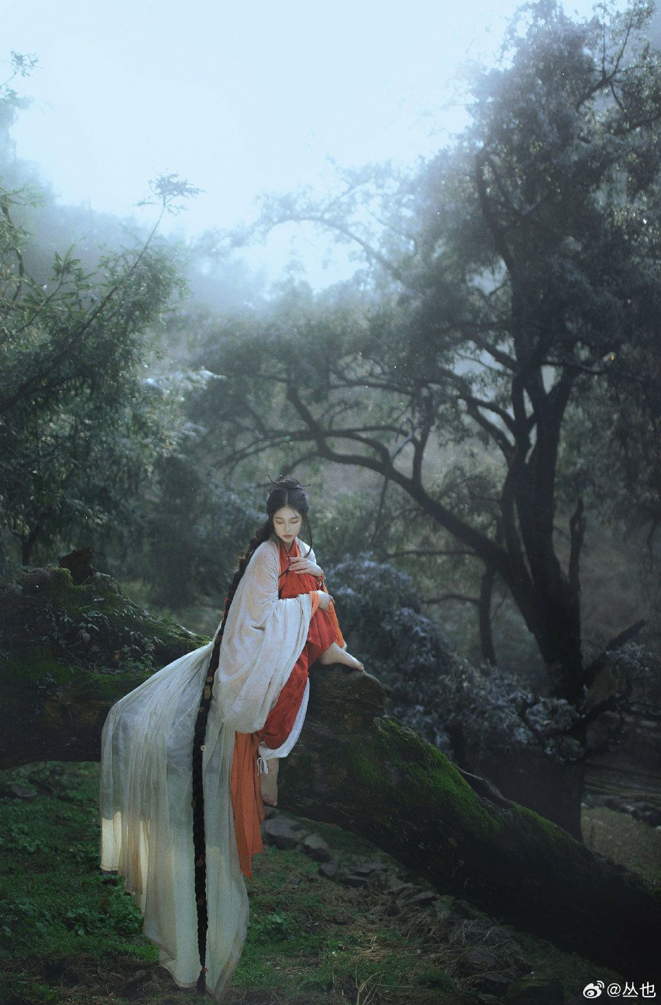 Summer Splendor:The Original Hanfu of Shilixiang Summer Splendor:The Original Hanfu of Shilixiang