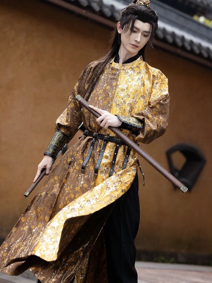 The Rise of Xu Jiaos Hanfu Fashion:The Charm of Traditional Chinese Dress with a Modern Twist The Rise of Xu Jiaos Hanfu Fashion:The Charm of Traditional Chinese Dress with a Modern Twist