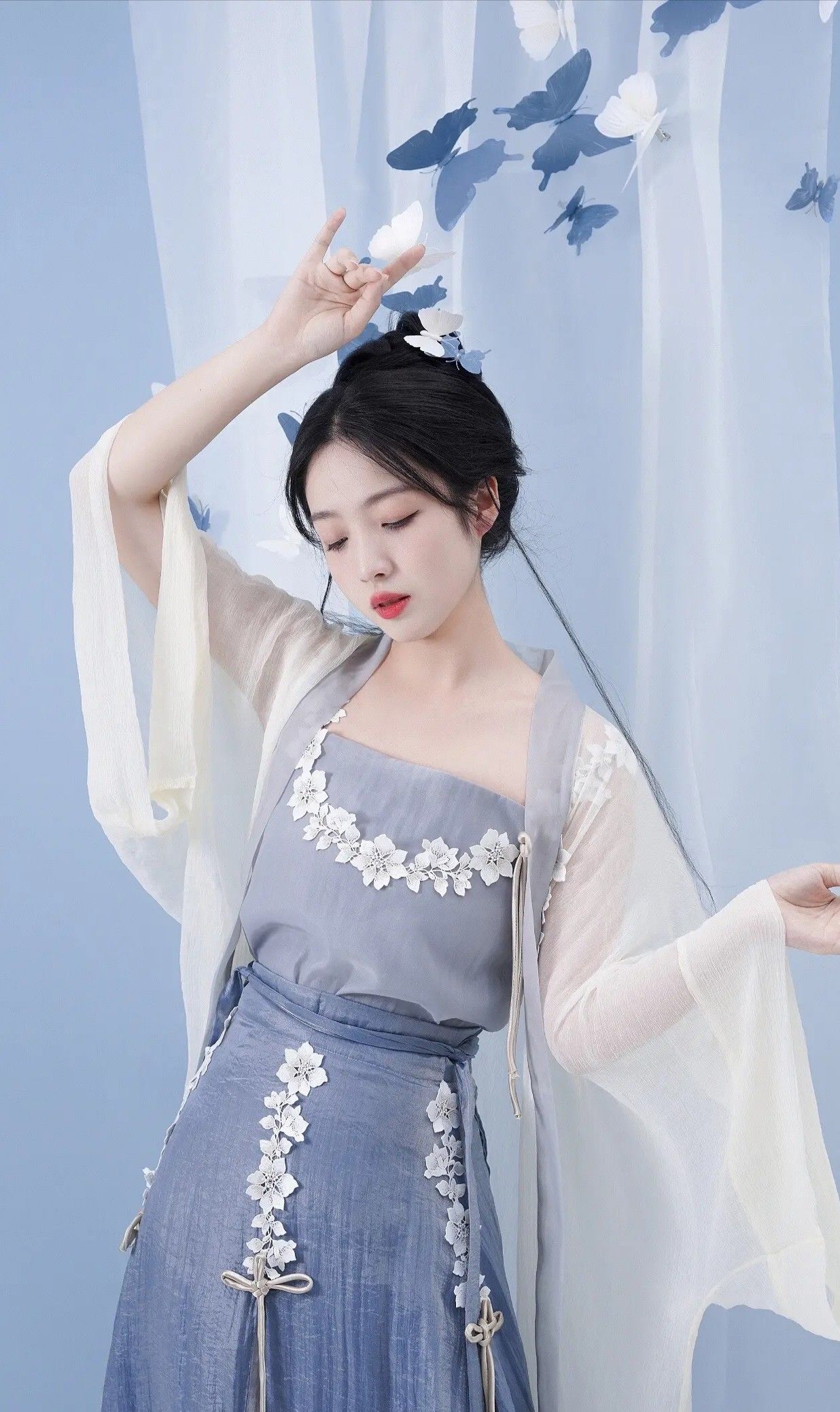 Lace Cheongsam:Unveiling the New Styles for 2023 Lace Cheongsam:Unveiling the New Styles for 2023