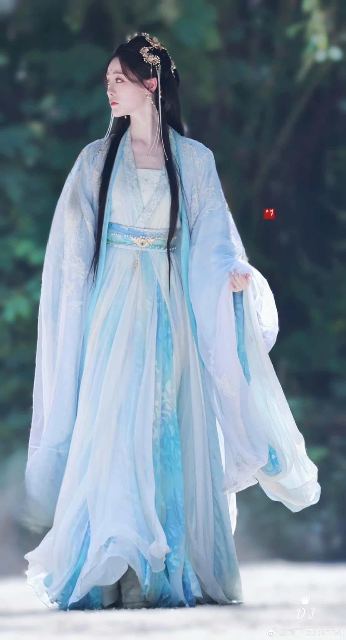 Enchanting Qipao:The Lovely Neo-Chinese Style Enchanting Qipao:The Lovely Neo-Chinese Style