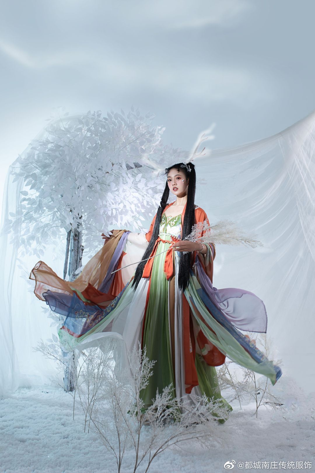 The Enchantment of Hanfu Horse-Tail Skirt for Young Girls:A Journey into Traditional Chinese Beauty The Enchantment of Hanfu Horse-Tail Skirt for Young Girls:A Journey into Traditional Chinese Beauty