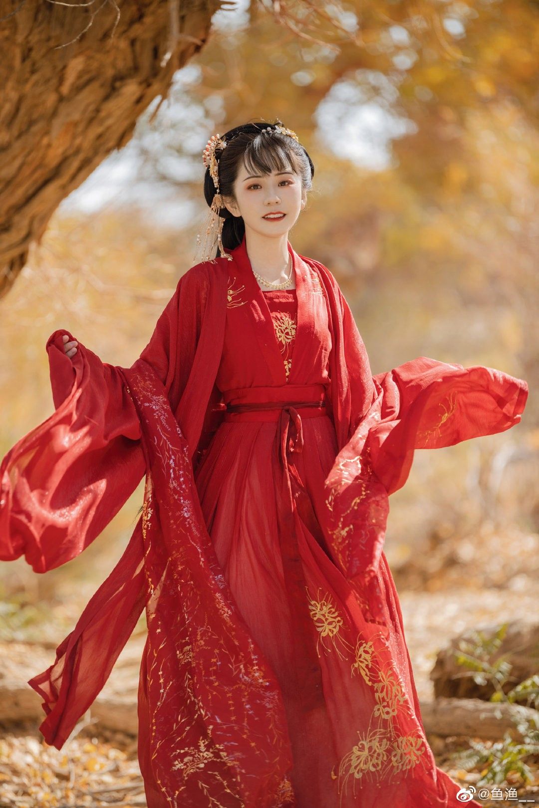 Dreaming in the Original Hanfu:A Journey Through Chu Culture Dreaming in the Original Hanfu:A Journey Through Chu Culture