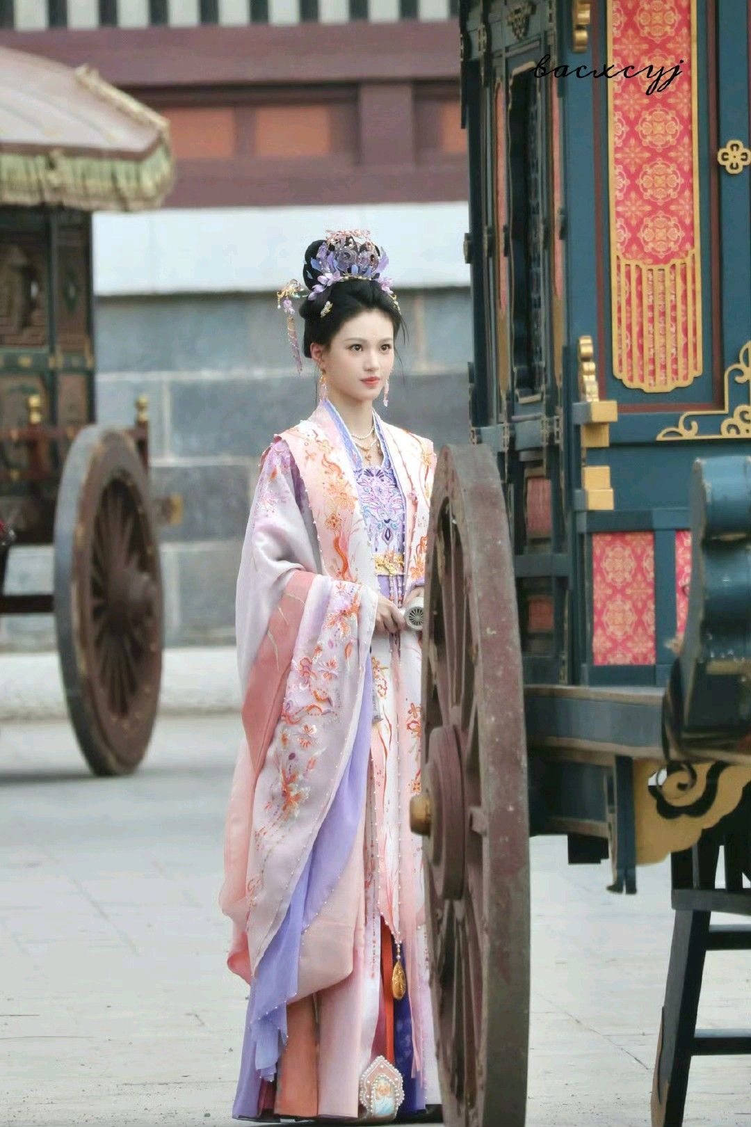 The Rise of the Nationalist Student Style Cheongsam in the Republic of China Era The Rise of the Nationalist Student Style Cheongsam in the Republic of China Era