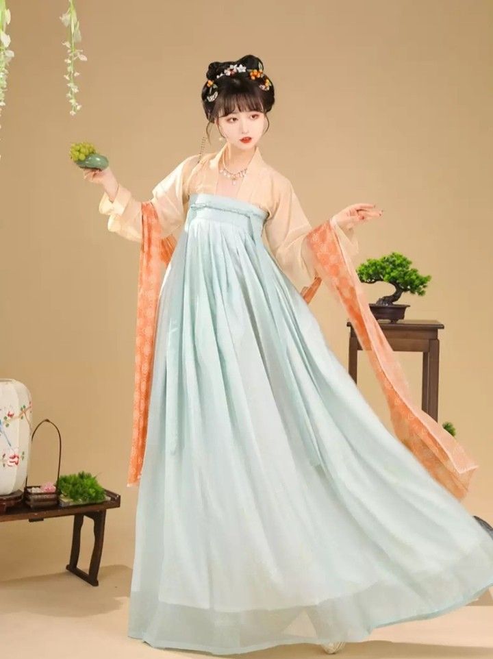 Ancient Footwear of Hanfu:Exploring the Enigma of Traditional Chinese Shoe Culture Ancient Footwear of Hanfu:Exploring the Enigma of Traditional Chinese Shoe Culture