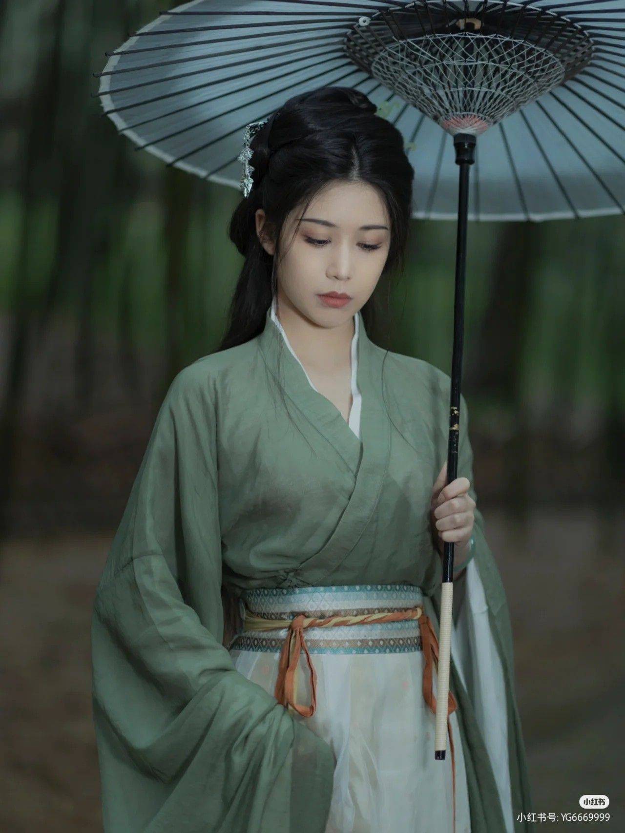 Traditional Elegance:The Charm of Old Beijing Cotton Cloth Shoes for Girls Hanfu Traditional Elegance:The Charm of Old Beijing Cotton Cloth Shoes for Girls Hanfu