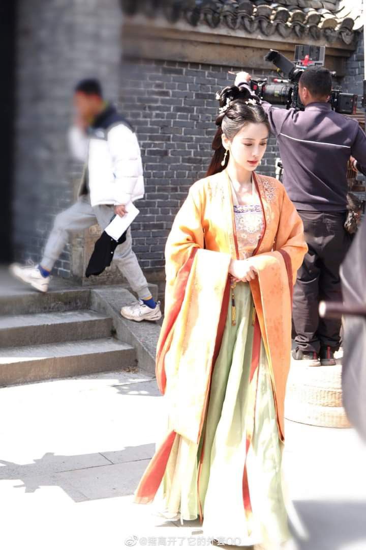 The Legend of the Qixi Moon and the Horseface Skirt:A Cultural Journey Through Time The Legend of the Qixi Moon and the Horseface Skirt:A Cultural Journey Through Time
