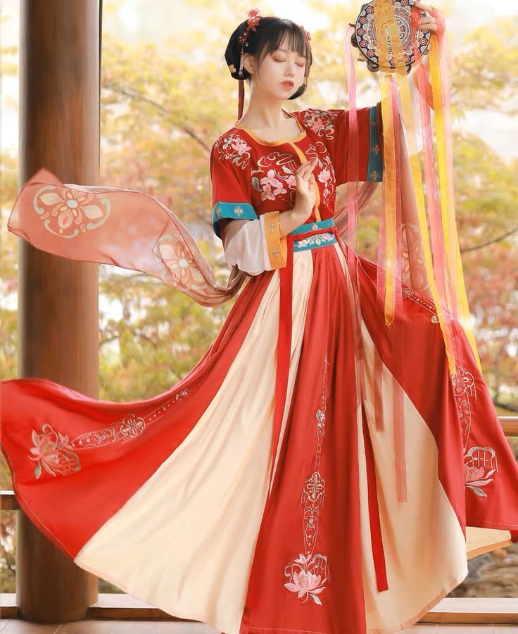 Junyi Hanfu:The Third-Grade Journey into Traditional Chinese Culture Junyi Hanfu:The Third-Grade Journey into Traditional Chinese Culture