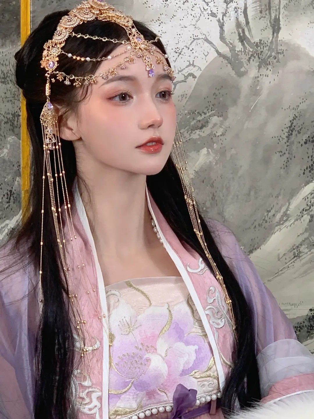 The Rise of Cheongsam Fashion in the Military of the Republic of China The Rise of Cheongsam Fashion in the Military of the Republic of China