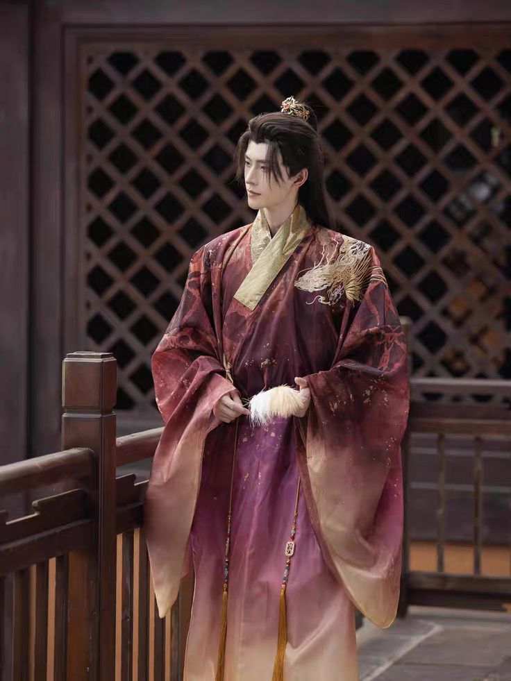 Preventing the Fall of Hanfu Robe Skirts:Tips and Strategies Preventing the Fall of Hanfu Robe Skirts:Tips and Strategies