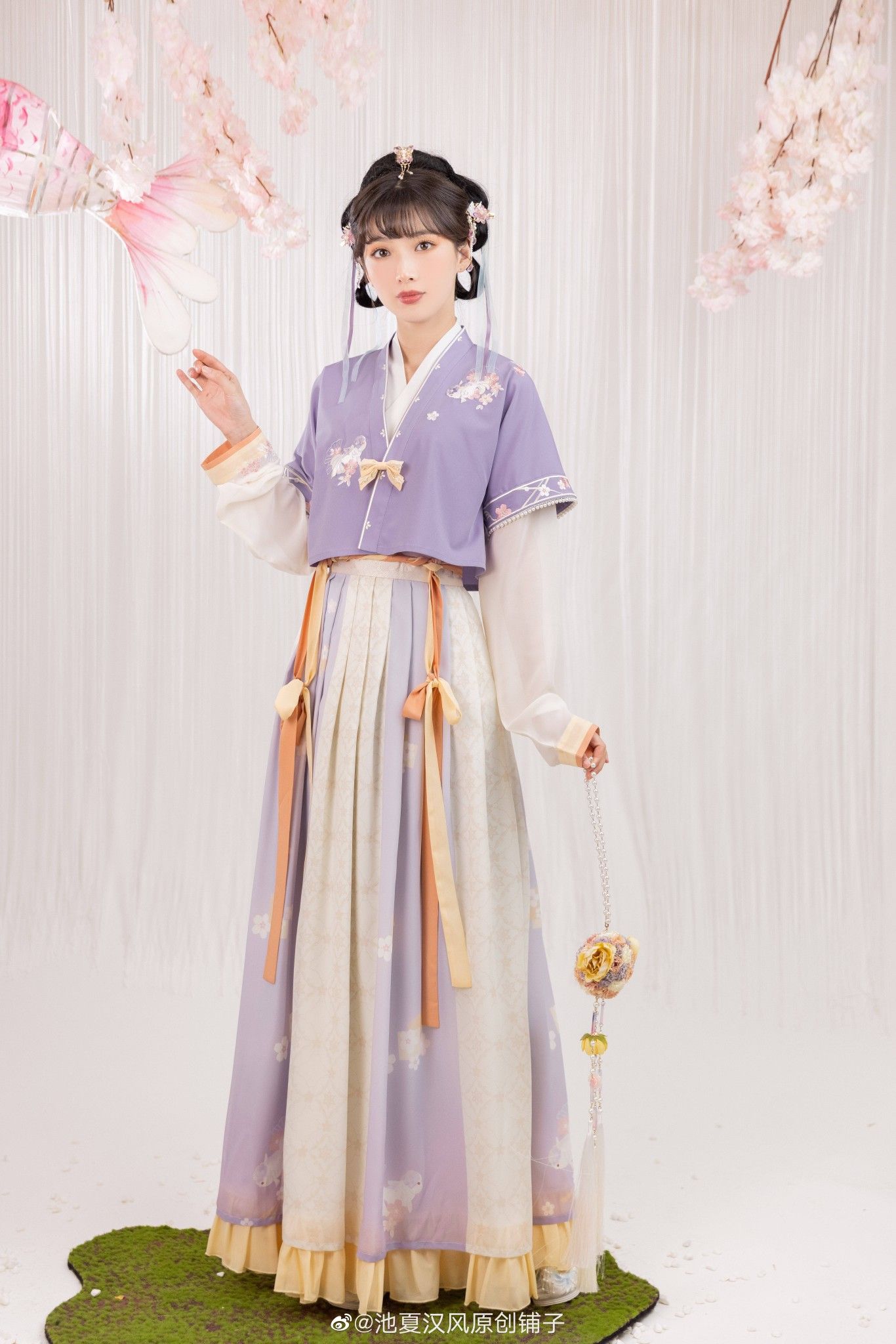 Summer Green Cheongsam Women:Embracing the Beauty of Traditional Elegance Summer Green Cheongsam Women:Embracing the Beauty of Traditional Elegance