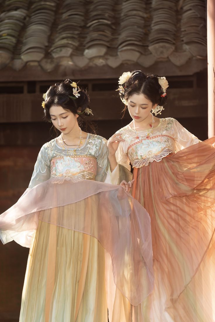 Ethereal Beauty in Traditional Chinese Hanfu Skirt Ethereal Beauty in Traditional Chinese Hanfu Skirt