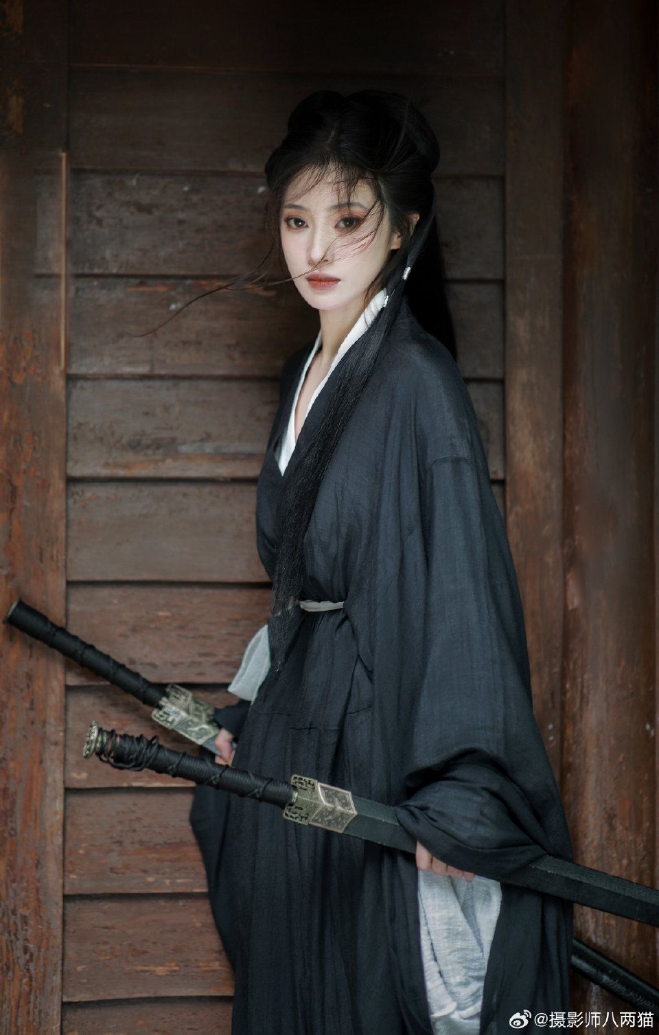 Epic Journey in the Mountains and the Sea:Original Hanfu Fashion Epic Journey in the Mountains and the Sea:Original Hanfu Fashion