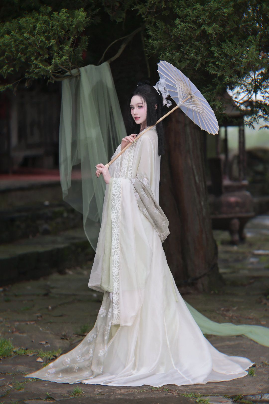 Exploring the World of Childrens Traditional Hanfu Fashion for Girls Exploring the World of Childrens Traditional Hanfu Fashion for Girls