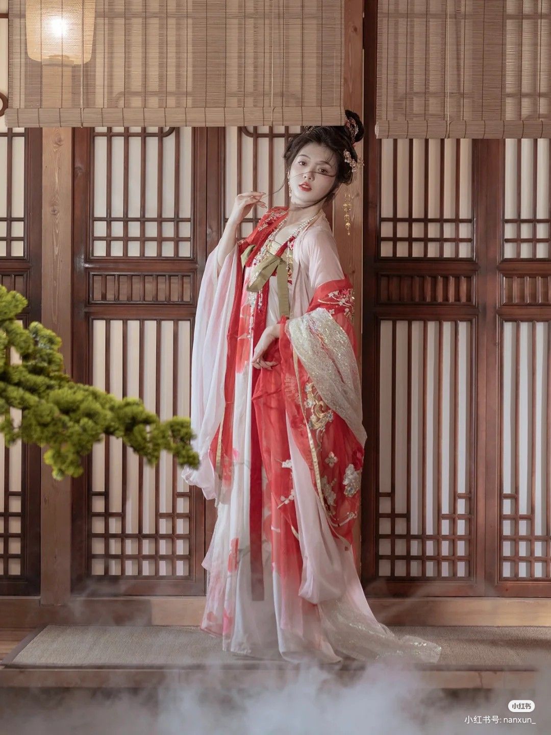Traditional Summer Girls Ancient Style Horseface Skirt in Chinese Costume Traditional Summer Girls Ancient Style Horseface Skirt in Chinese Costume