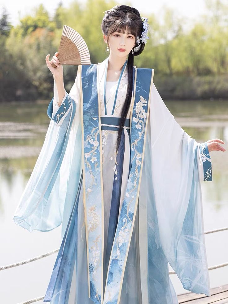 Winter Hanfu Fashion in Caoxian,Shandong:A Cultural Journey Winter Hanfu Fashion in Caoxian,Shandong:A Cultural Journey