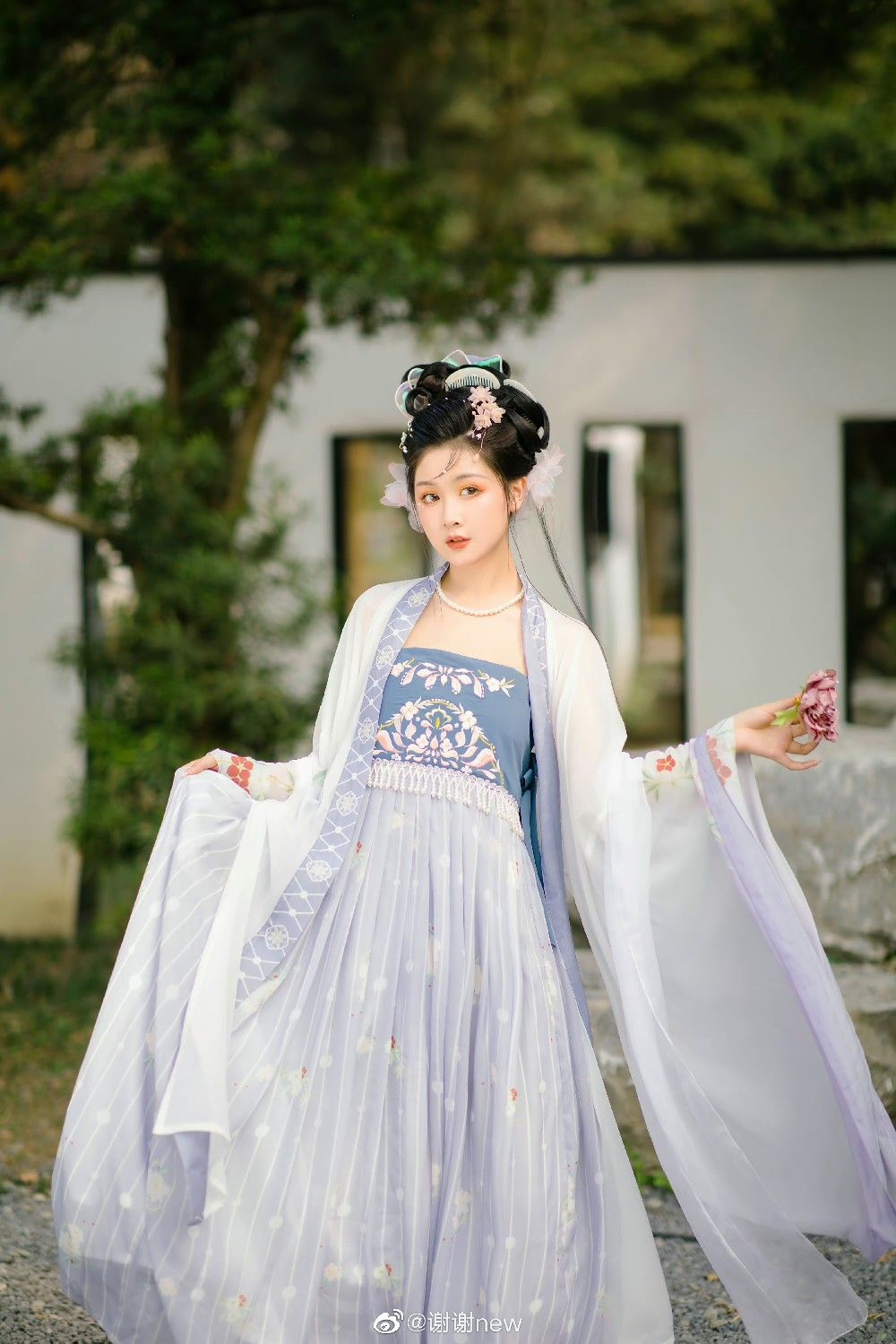 The Rise of Hanfu Skirts for Primary School Girls:Embracing Traditional Beauty in Modern Times The Rise of Hanfu Skirts for Primary School Girls:Embracing Traditional Beauty in Modern Times