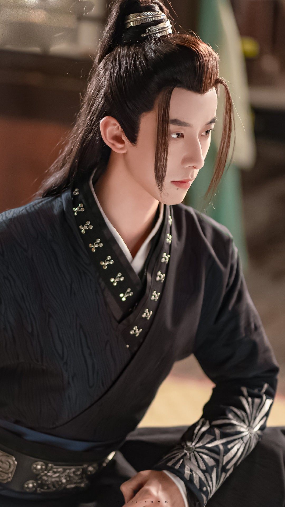 The Enchanting Nine-Tailed Fox in Hanfu Fashion The Enchanting Nine-Tailed Fox in Hanfu Fashion
