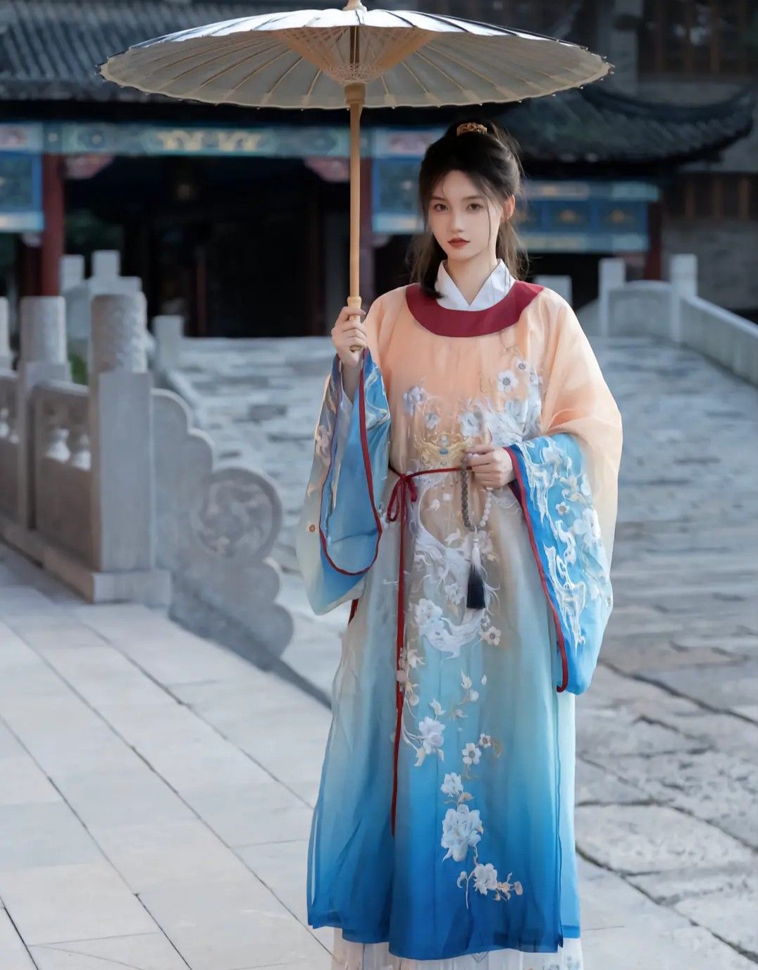 The Enchantment of a Little Girl in Guangxiu Hanfu Costume The Enchantment of a Little Girl in Guangxiu Hanfu Costume