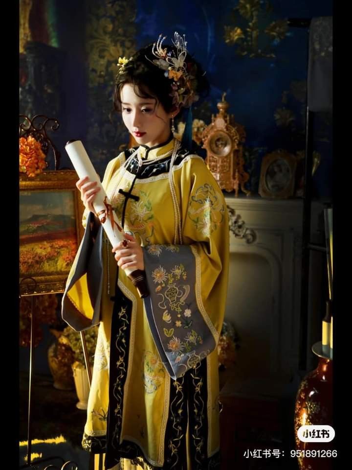 Uzbek Children in Traditional Hanfu Fashion:A Cultural Journey Uzbek Children in Traditional Hanfu Fashion:A Cultural Journey