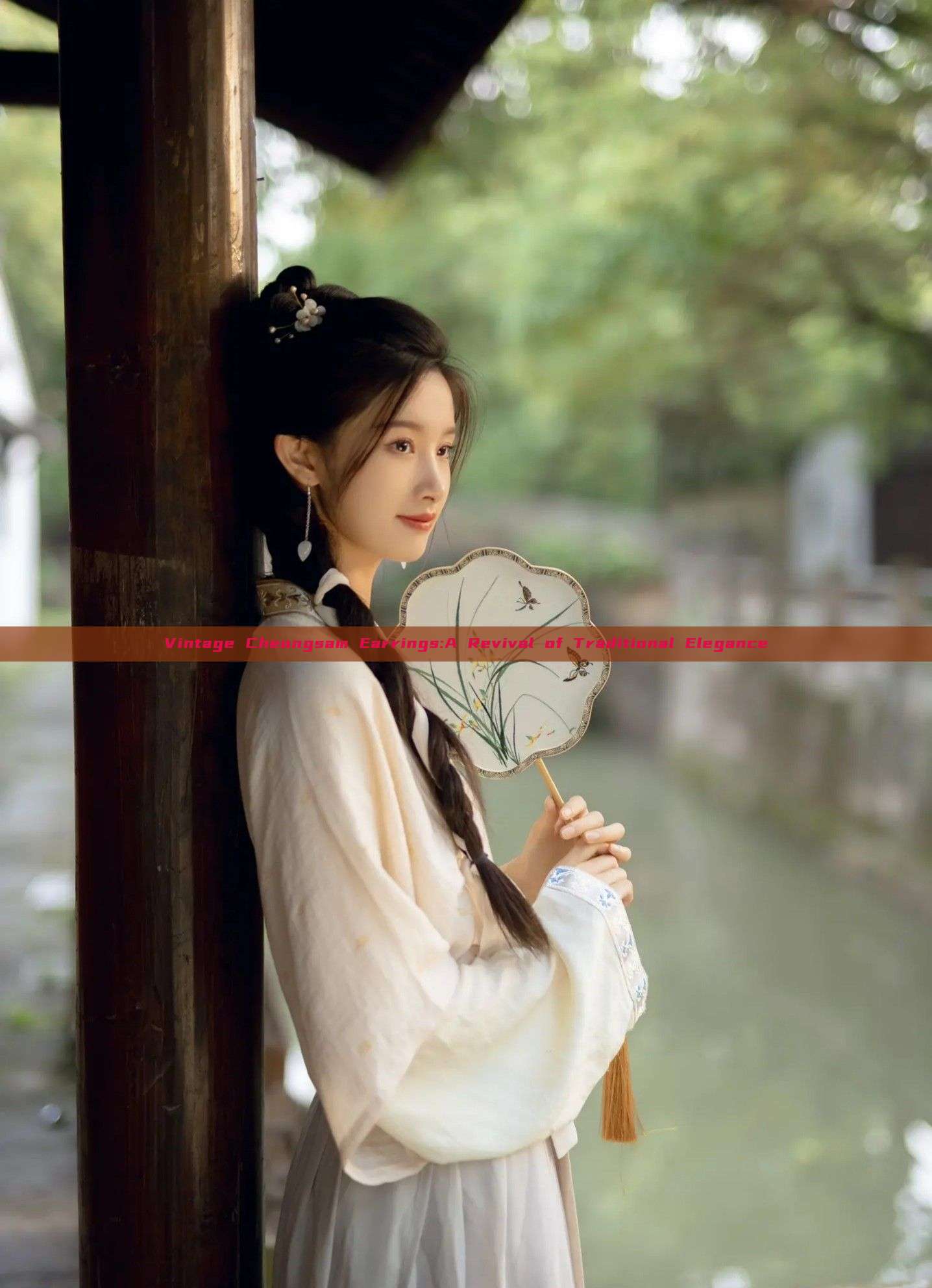 Vintage Cheongsam Earrings:A Revival of Traditional Elegance Vintage Cheongsam Earrings:A Revival of Traditional Elegance