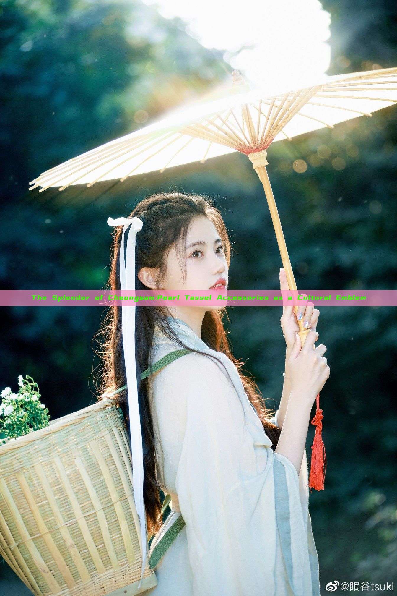 The Splendor of Cheongsam:Pearl Tassel Accessories as a Cultural Emblem The Splendor of Cheongsam:Pearl Tassel Accessories as a Cultural Emblem