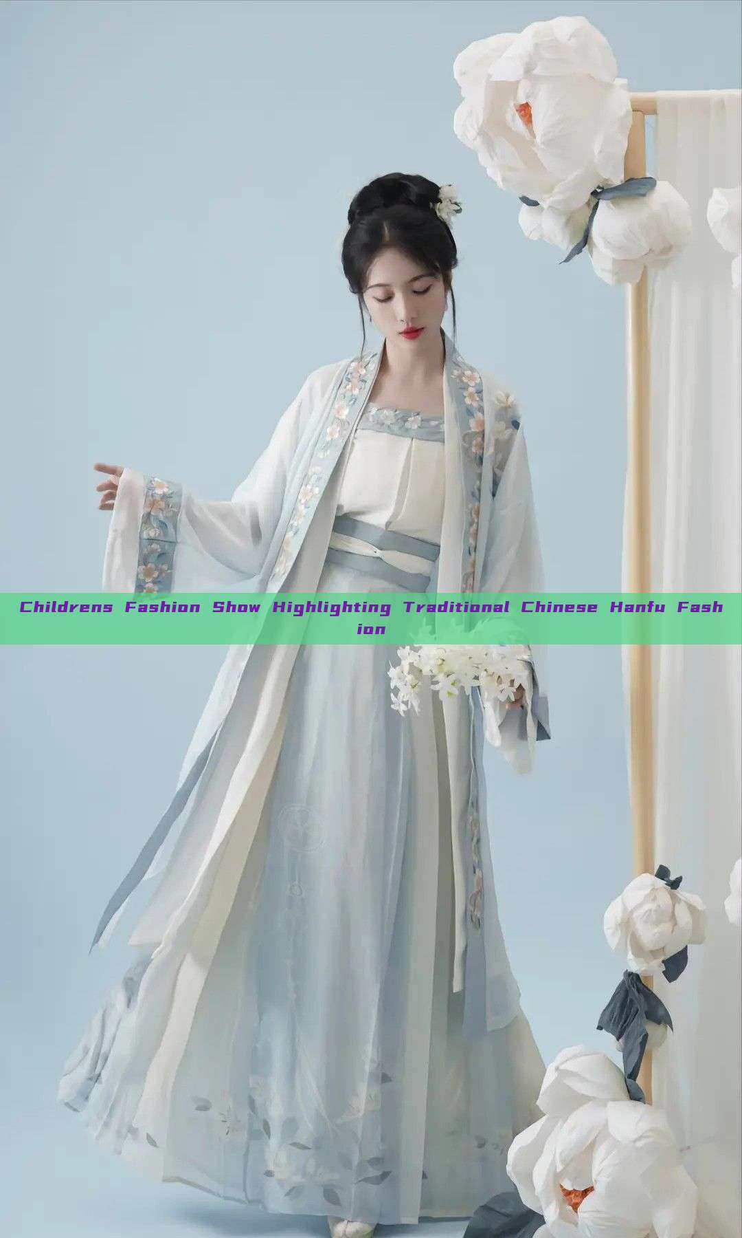 Childrens Fashion Show Highlighting Traditional Chinese Hanfu Fashion Childrens Fashion Show Highlighting Traditional Chinese Hanfu Fashion