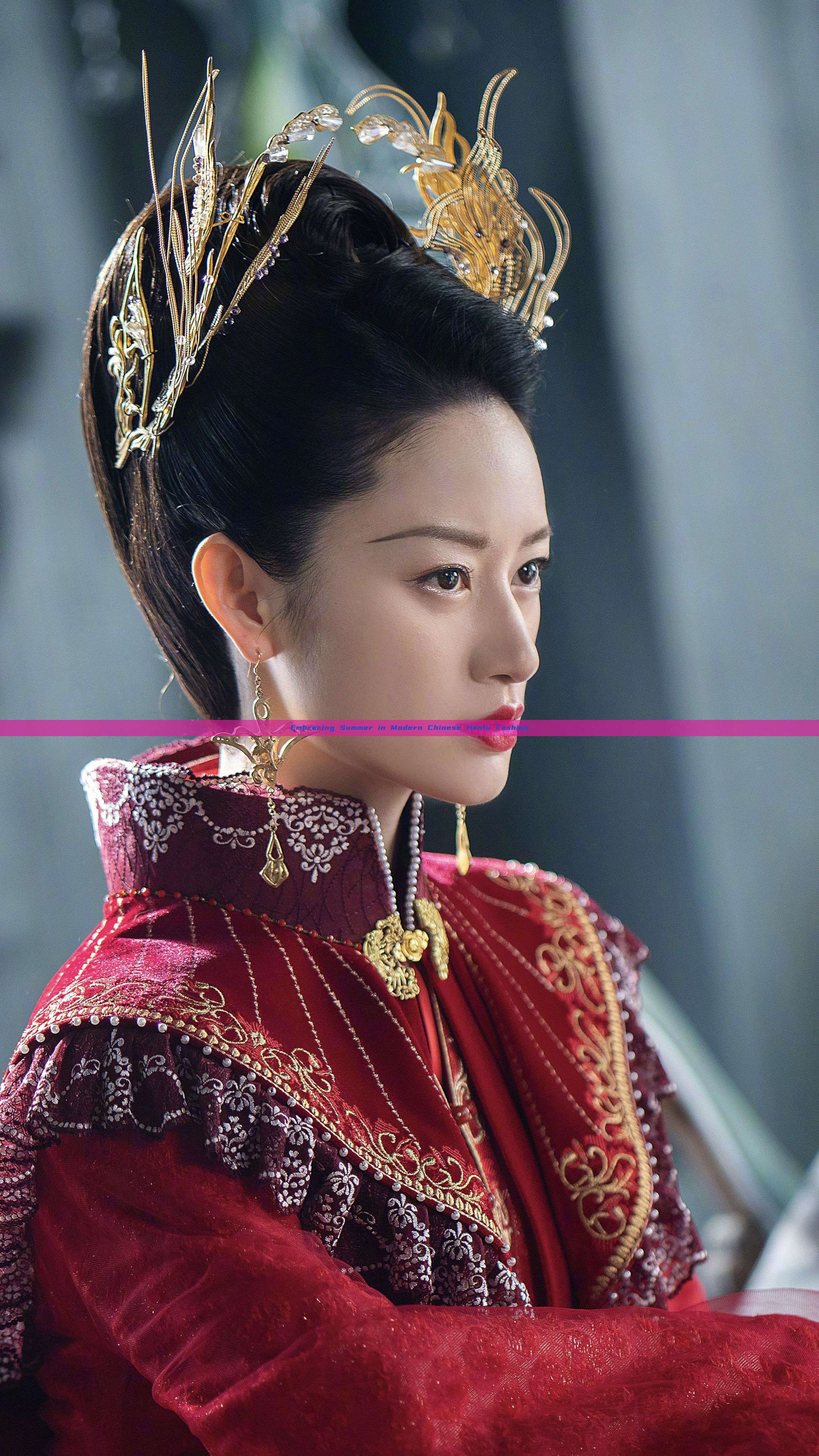 Embracing Summer in Modern Chinese Hanfu Fashion Embracing Summer in Modern Chinese Hanfu Fashion